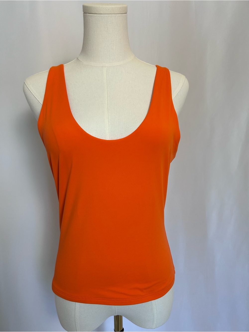 Leith Vibrant Orange Double Scoop Fitted Tank Size M NWOT Athleisure Layering